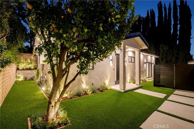 6212 Acadia Avenue A, Agoura Hills, CA 91301