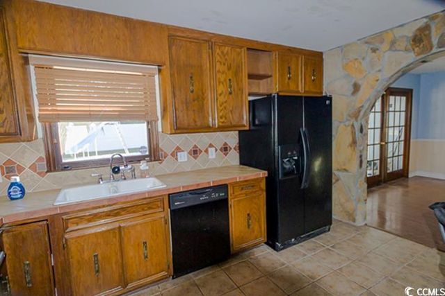 102 Plantation Rd., Myrtle Beach, SC 29588