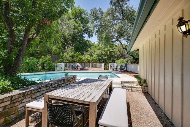 2412 Deer PASS, Austin, TX 78746