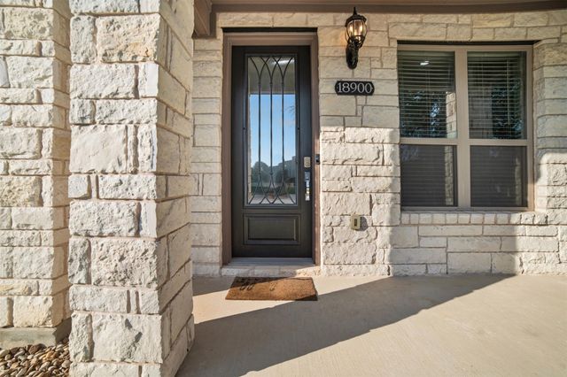 18900 Nicklaus DR, Lago Vista, TX 78645