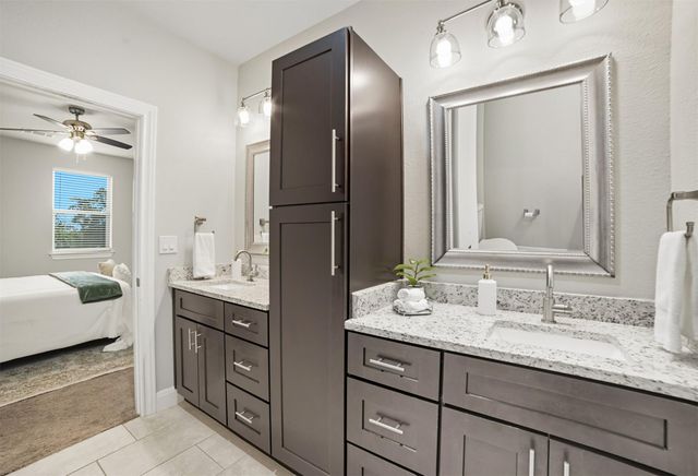 18900 Nicklaus DR, Lago Vista, TX 78645