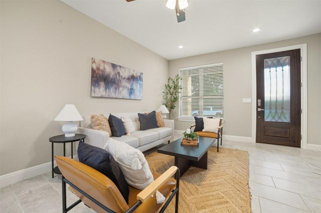 18900 Nicklaus DR, Lago Vista, TX 78645