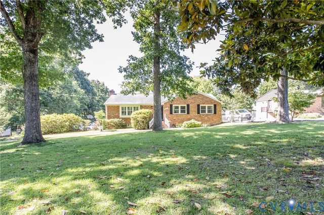 4512 Wraywood Ave, Chester, VA 23831