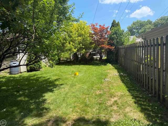31705 Saint Margaret Street, St Clair Shores, MI 48082