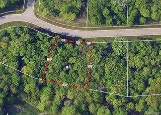 643 Kings Fairway Lane, Grand Blanc, MI 48439