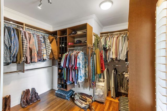 754 VALLEYBROOK DR, Memphis, TN 38120