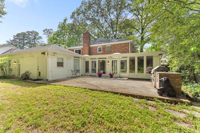 754 VALLEYBROOK DR, Memphis, TN 38120