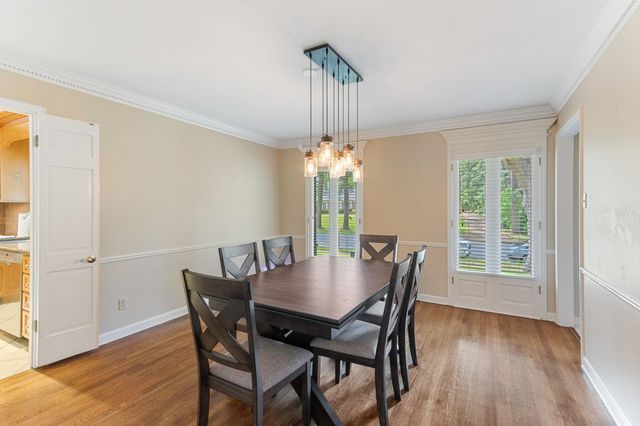 754 VALLEYBROOK DR, Memphis, TN 38120