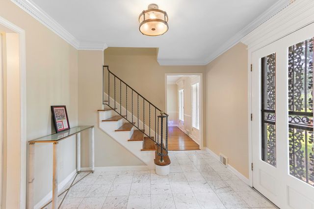 754 VALLEYBROOK DR, Memphis, TN 38120