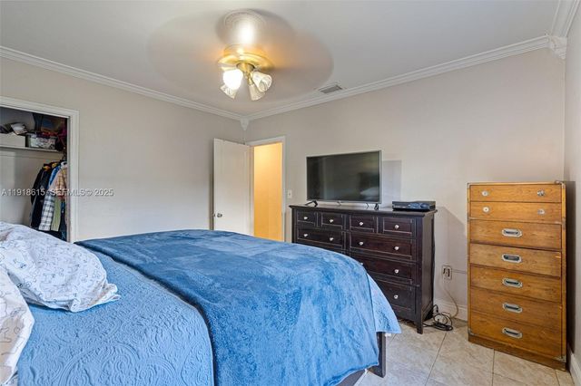 341 NW 147th St, Miami, FL 33168