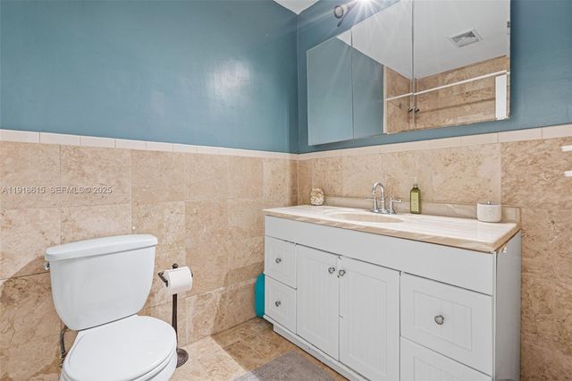 341 NW 147th St, Miami, FL 33168