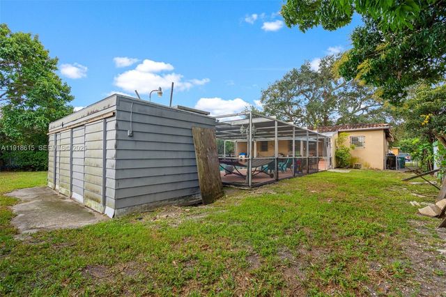 341 NW 147th St, Miami, FL 33168