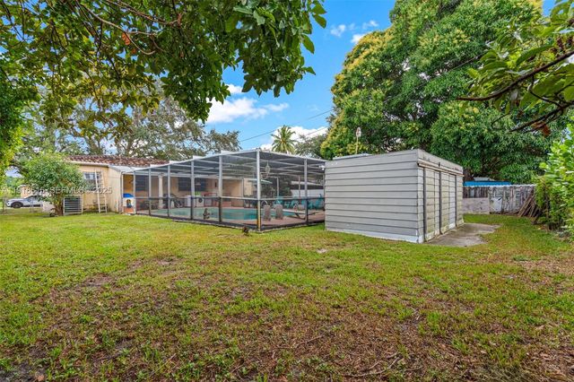 341 NW 147th St, Miami, FL 33168