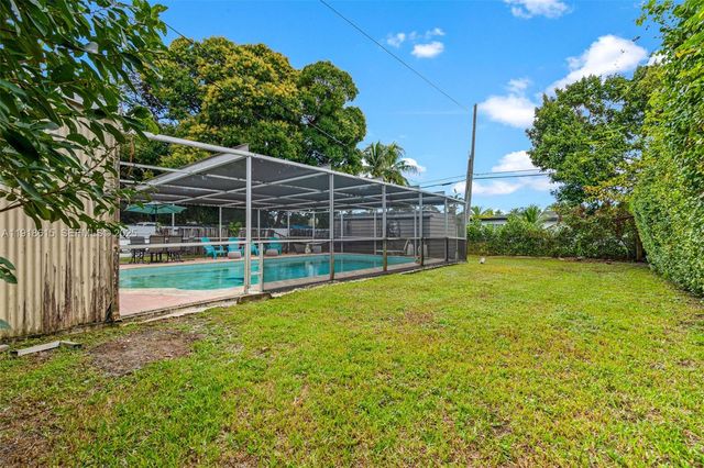 341 NW 147th St, Miami, FL 33168