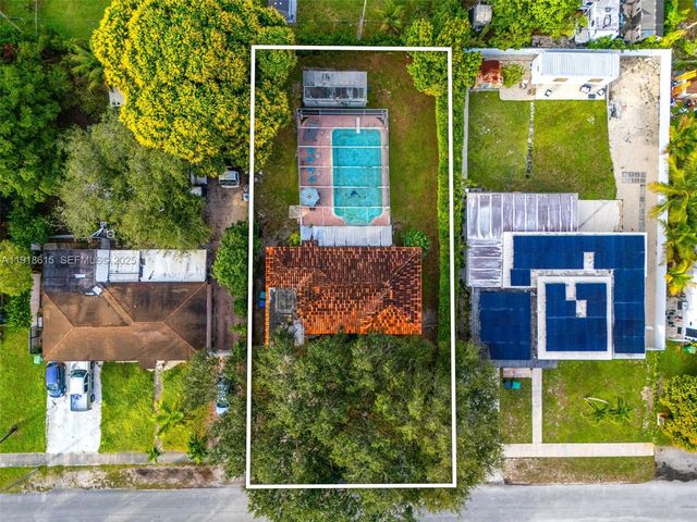 341 NW 147th St, Miami, FL 33168