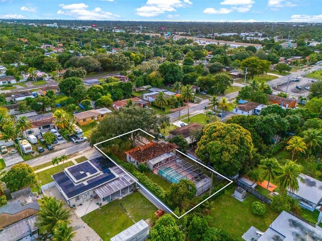 341 NW 147th St, Miami, FL 33168