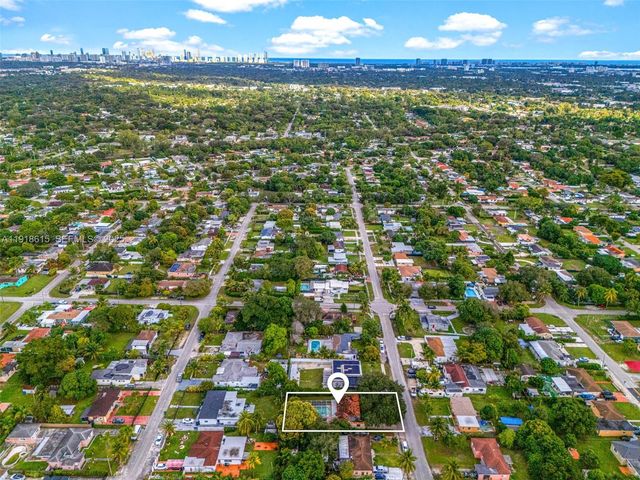 341 NW 147th St, Miami, FL 33168