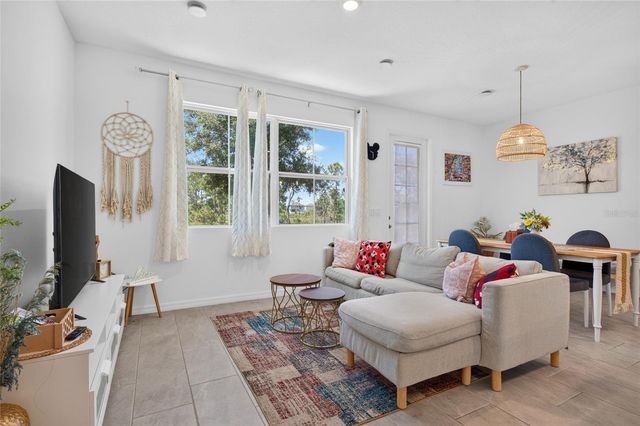 864 LONGBOAT DRIVE, Davenport, FL 33896