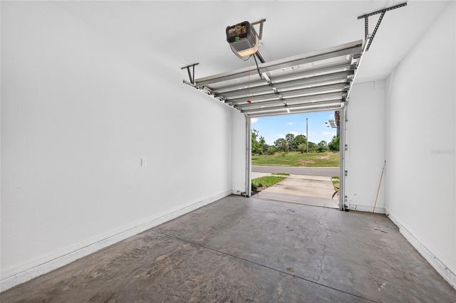 864 LONGBOAT DRIVE, Davenport, FL 33896