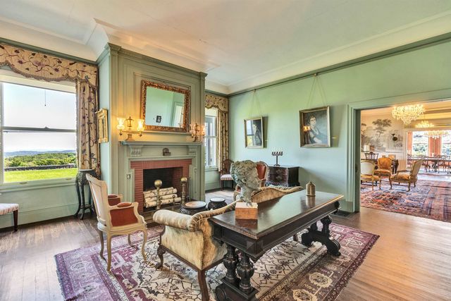 4 Windmill Hill Road, Dublin, NH 03444