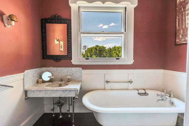 4 Windmill Hill Road, Dublin, NH 03444