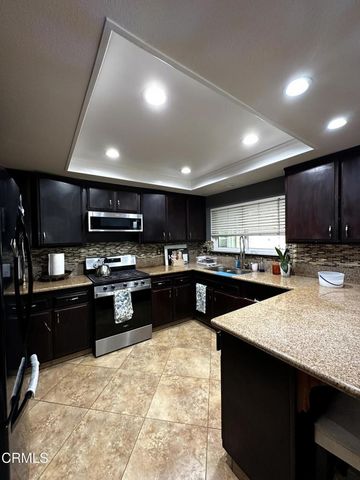 2221 Gershwin Place, Oxnard, CA 93033