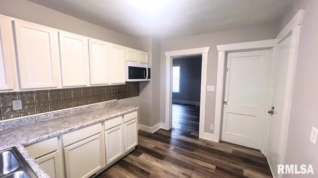121 S WESLEY Street, Springfield, IL 62703