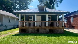 121 S WESLEY Street, Springfield, IL 62703