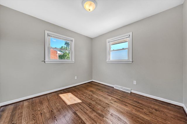 5225 Florist RD, Roanoke, VA 24019