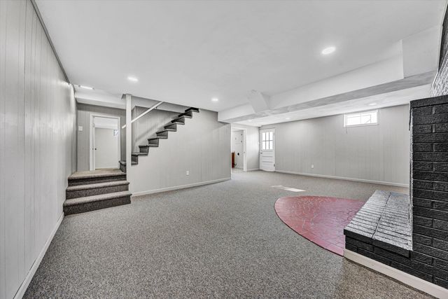 5225 Florist RD, Roanoke, VA 24019