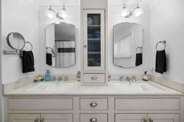 427 Washington Street, Traverse City, MI 49684