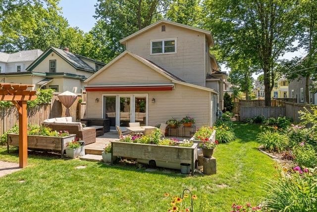 427 Washington Street, Traverse City, MI 49684