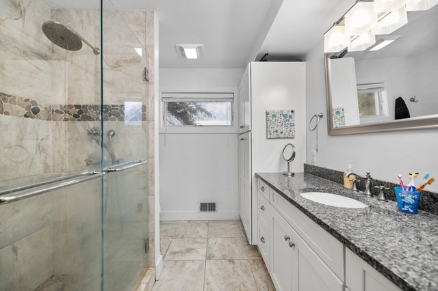 427 Washington Street, Traverse City, MI 49684