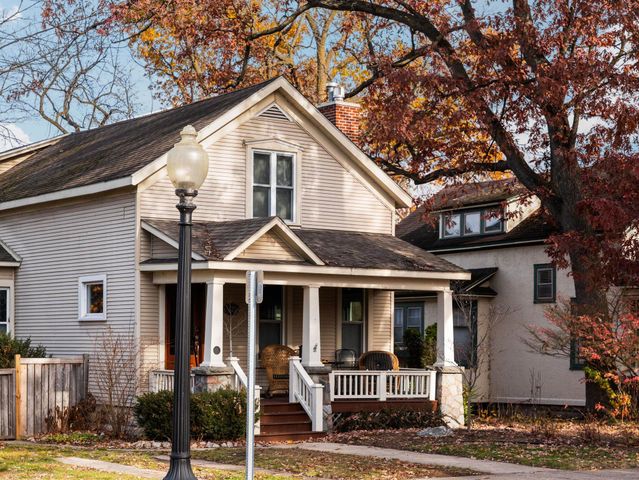 427 Washington Street, Traverse City, MI 49684