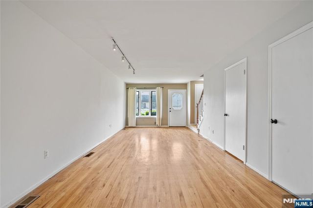 24 River Road E535, Clifton, NJ 07014
