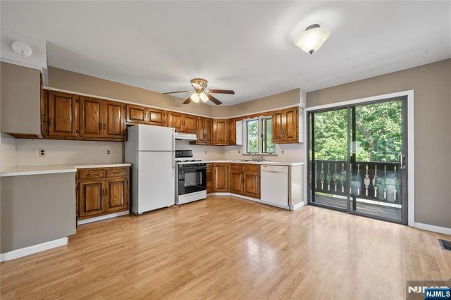 24 River Road E535, Clifton, NJ 07014
