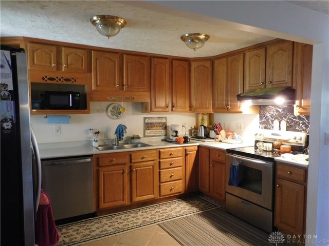 5986 Rena Place, Dayton, OH 45424