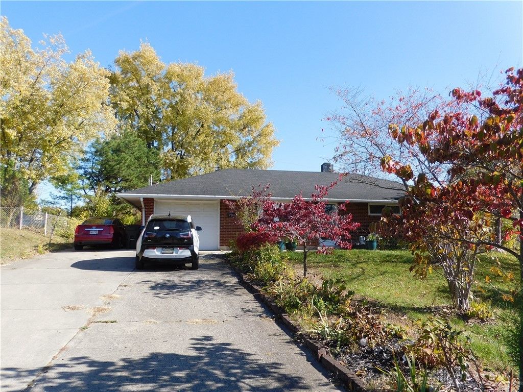 5986 Rena Place, Dayton, OH 45424