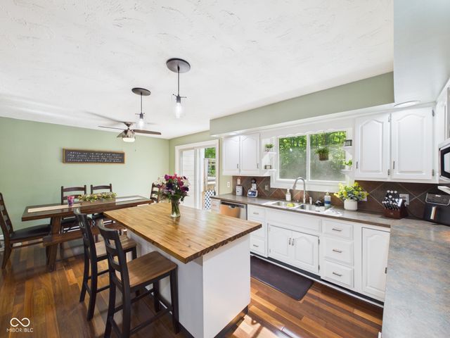 1822 Williams Way E, Anderson, IN 46011