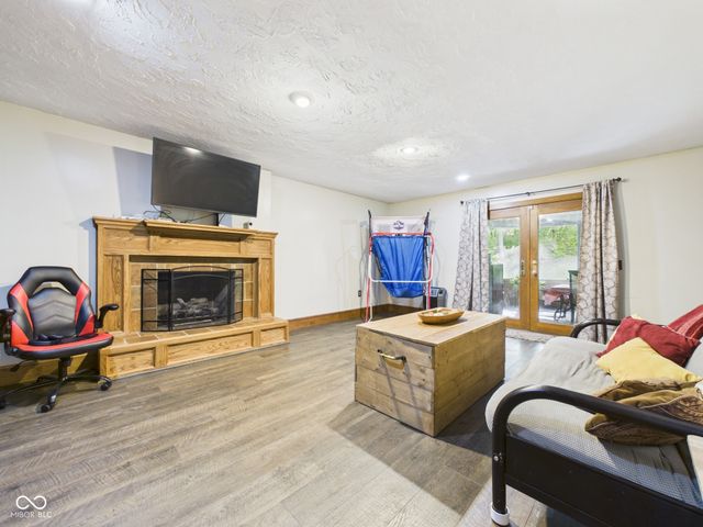 1822 Williams Way E, Anderson, IN 46011