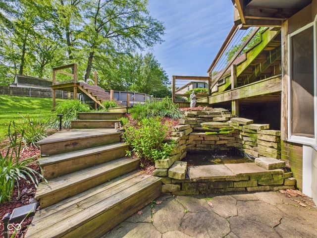1822 Williams Way E, Anderson, IN 46011