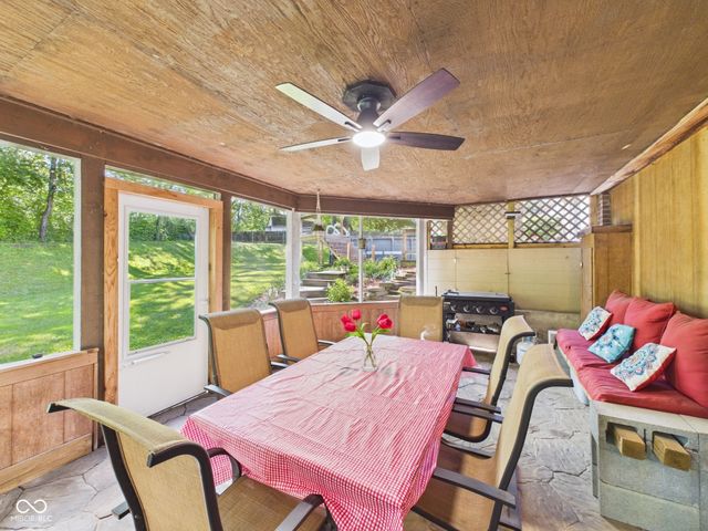 1822 Williams Way E, Anderson, IN 46011