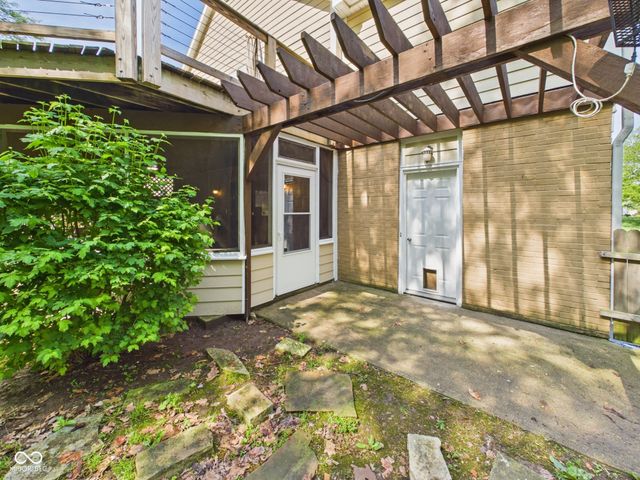 1822 Williams Way E, Anderson, IN 46011