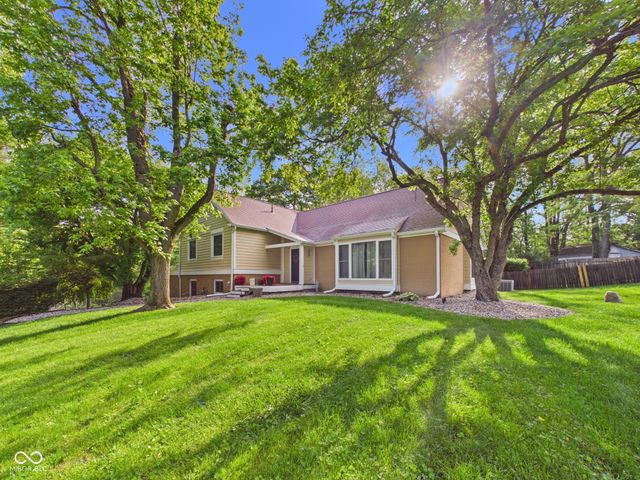 1822 Williams Way E, Anderson, IN 46011