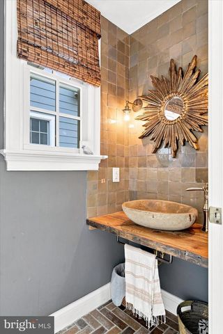 522 SPROUL RD, Villanova, PA 19085