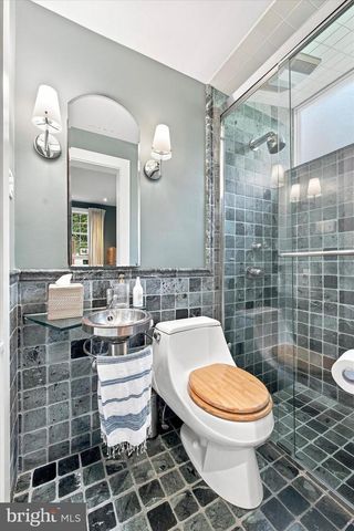 522 SPROUL RD, Villanova, PA 19085