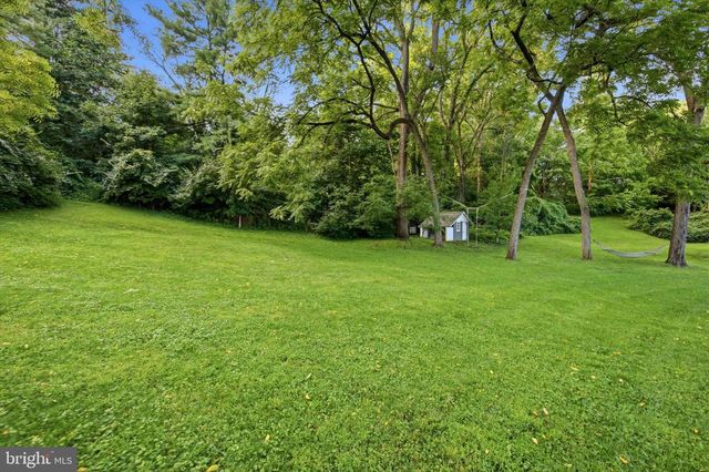 522 SPROUL RD, Villanova, PA 19085
