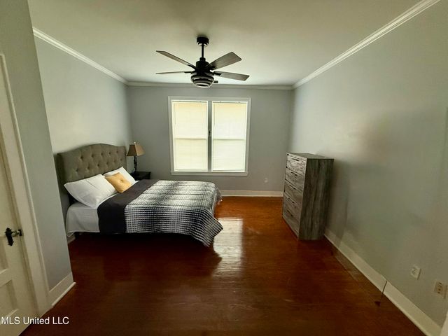 202 Panola Avenue, Batesville, MS 38606