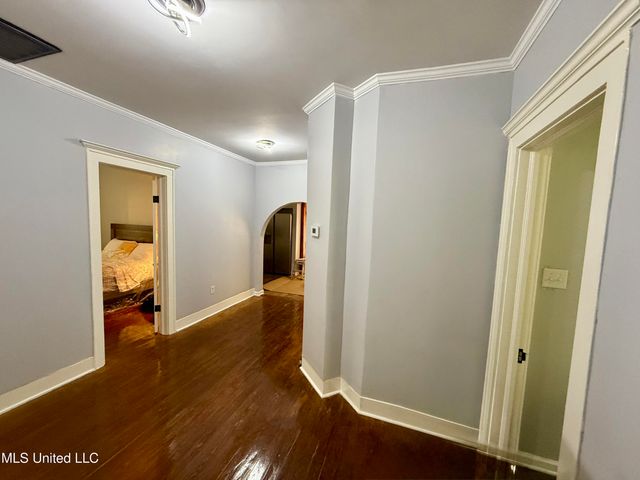 202 Panola Avenue, Batesville, MS 38606