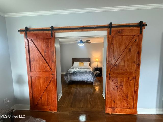 202 Panola Avenue, Batesville, MS 38606